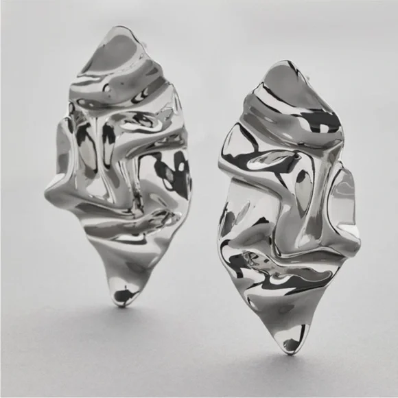 Alexis Bittar 💖Crumpled Rhodium Metal Dangle Large Drop Earrings Silver Tone💖 - Picture 2 of 14